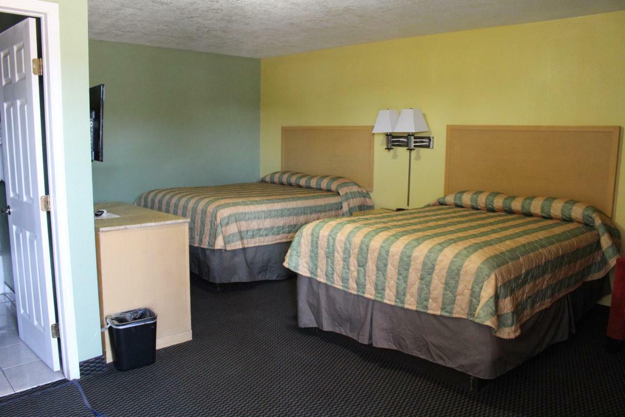 Deluxe Inn Fort Stockton Exterior photo